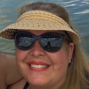 Meet your Posher, Melissa